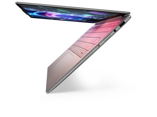 LENOVO Laptop Yoga Slim 7 14ILL10 2.8K OLED/Ultra7-258V/32GB/1TB/Intel Arc Graphics/Win 11 Home/3Y Premium/Luna Grey