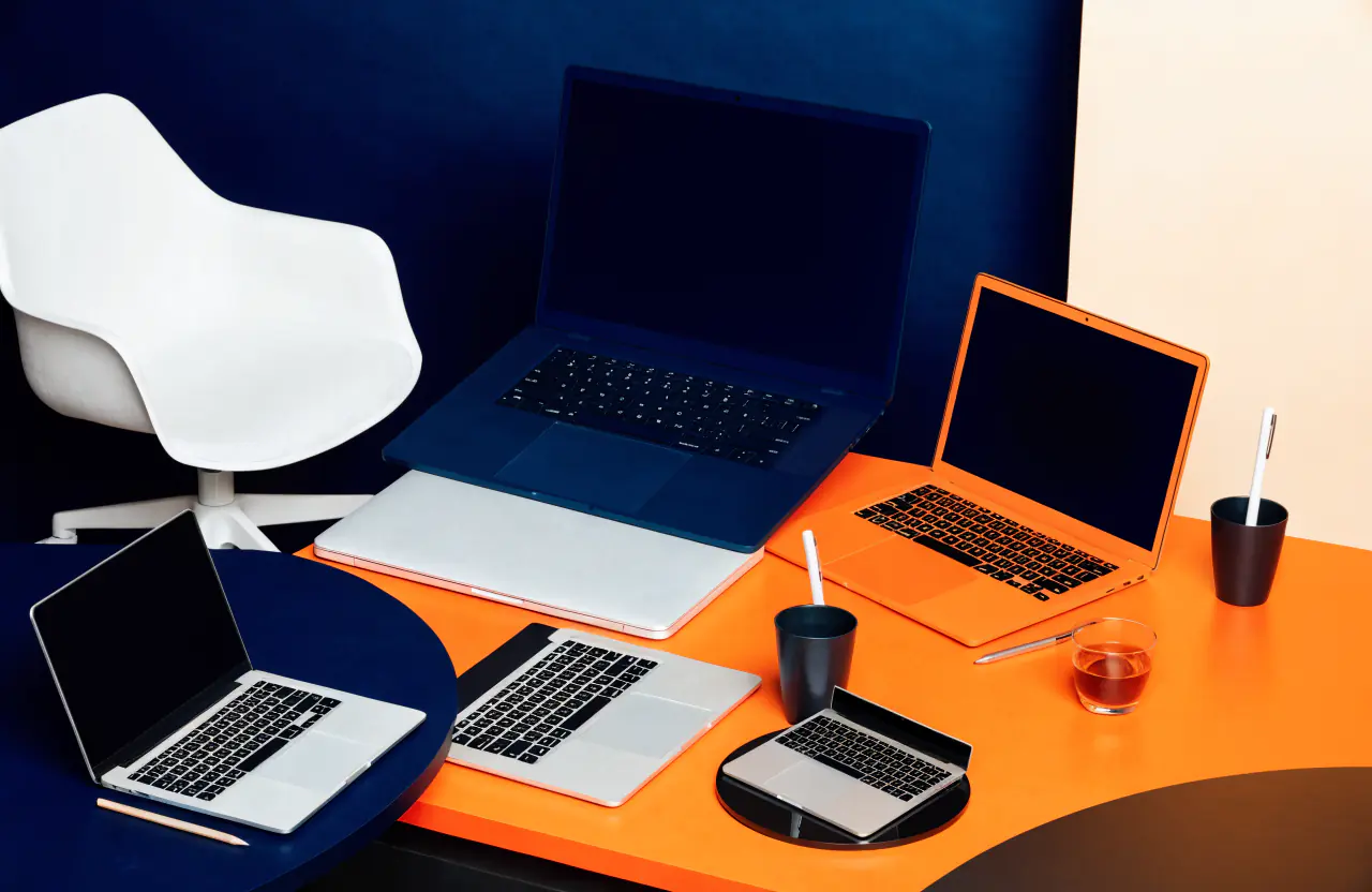 TWO DOTS Laptop photorealistic category image Κατηγορία Laptop - TWO DOTS